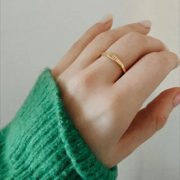 11:11 Lucky Minimalist Gold Ring - Picture 4 of 5